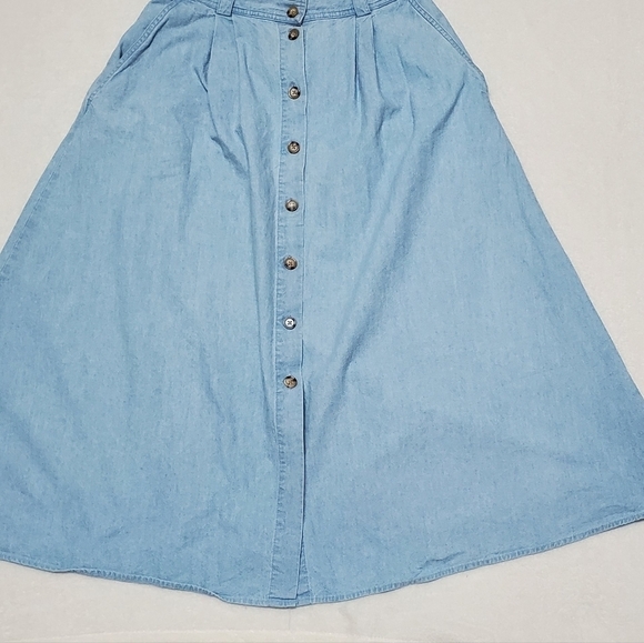 Vintage Cabin Creek Boho Light Wash High Waisted Pleated Button Chambray Skirt - Picture 6 of 11